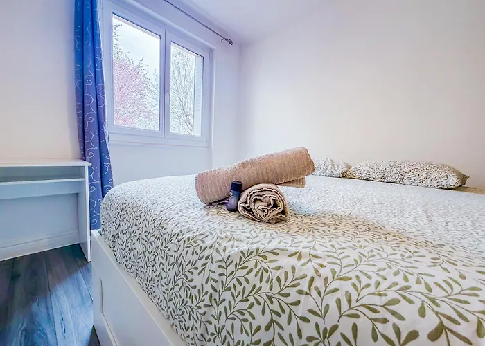 Апартаменты Spacieux Et Chic A *